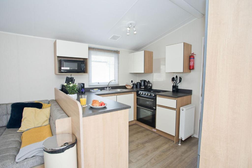 Luxury Holiday Retreat Set Within Oakdene Forest - Park Activities Pass Included Free! Saint Leonards Esterno foto