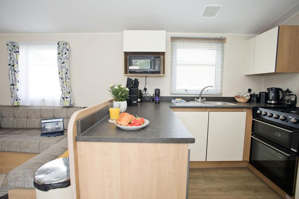 Luxury Holiday Retreat Set Within Oakdene Forest - Park Activities Pass Included Free! Saint Leonards Esterno foto