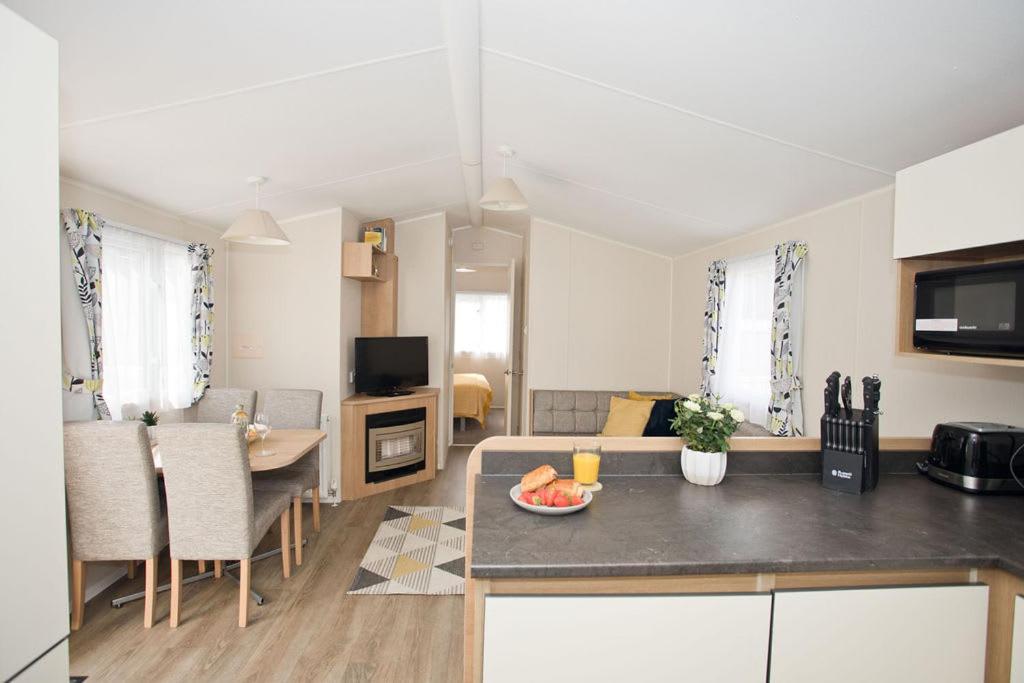 Luxury Holiday Retreat Set Within Oakdene Forest - Park Activities Pass Included Free! Saint Leonards Esterno foto