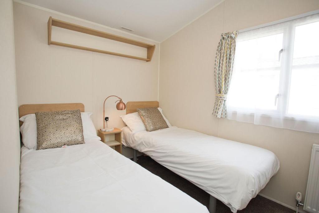 Luxury Holiday Retreat Set Within Oakdene Forest - Park Activities Pass Included Free! Saint Leonards Esterno foto